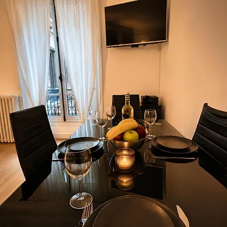 Champs Elysees 8 Apartment Paris
